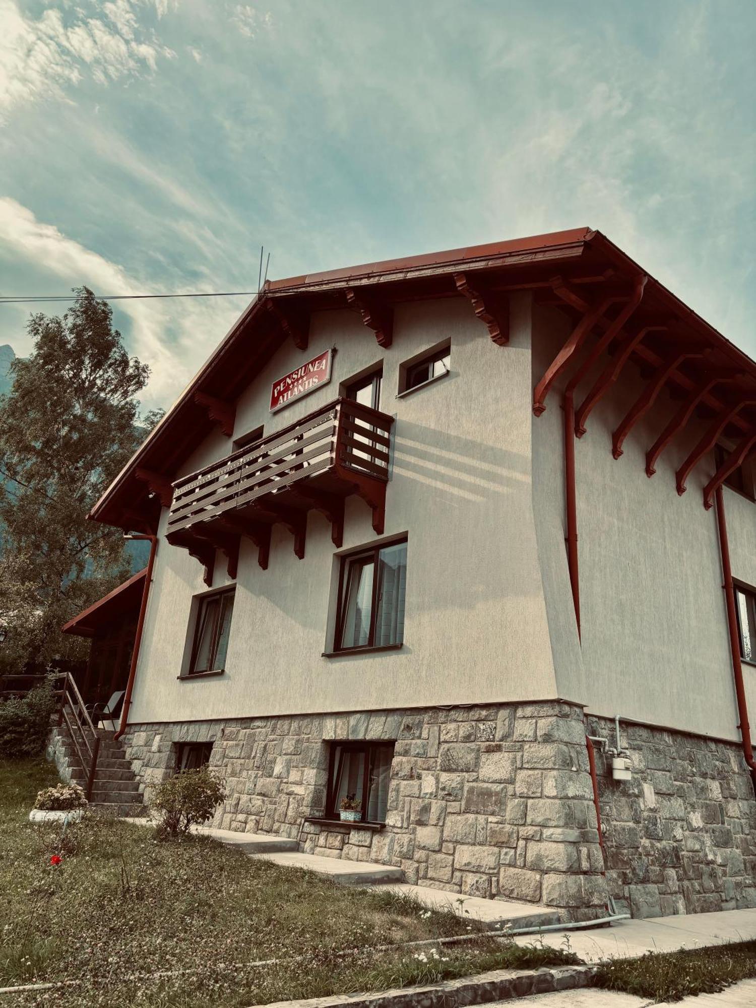 Pensiunea Atlantis Busteni Exterior photo